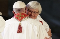 Pope Embracing Lutheran &quot;Bishop&quot; Lady in Lund, Sweden, 2016