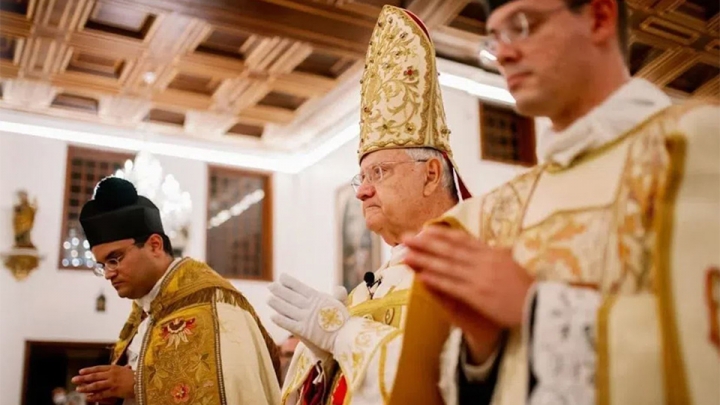 Military Archbishop of Brazil Defies TC, Celebrates Pontifical High Mass on Epiphany